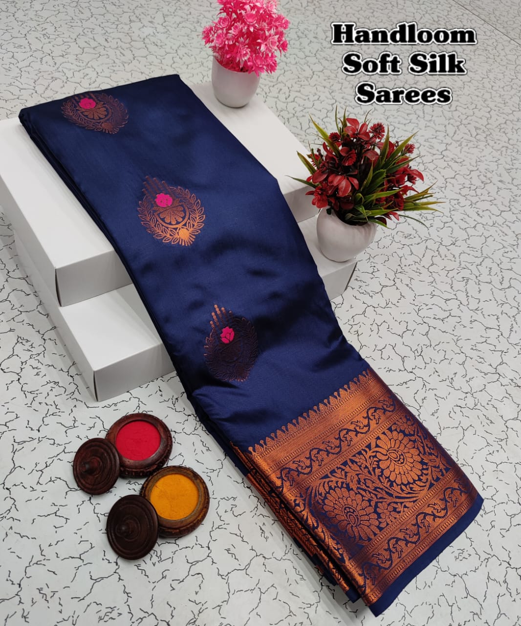 Shop premium Kanchipuram Handloom Soft Silk Saree with copper zari border, rich meena pallu & contrast blouse. Elegant saree for weddings & festivals.